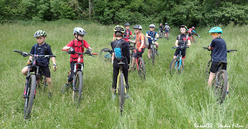 2021-05-03 E-Vtt Mercredi à la “Roche Aux Fées”