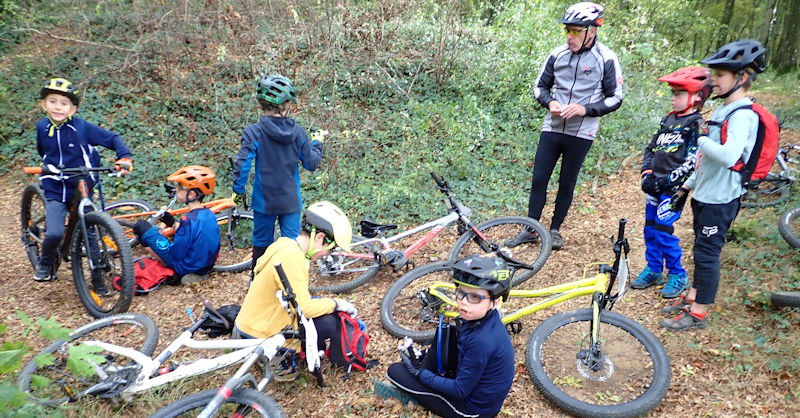 2023-10-18 EVtt M Rozerieulles-Chatel St Germain