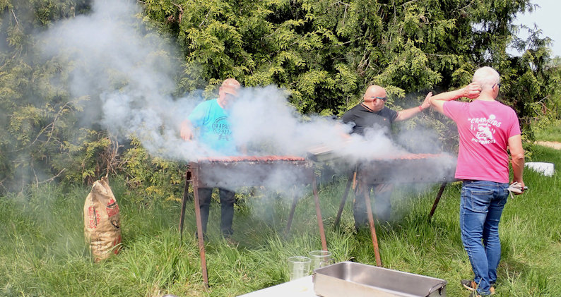 2024-05-01 Les Premières Merguez des Crapauds !!!